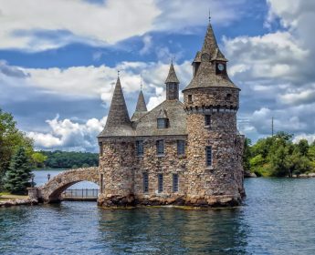 Thousand Islands boat tours