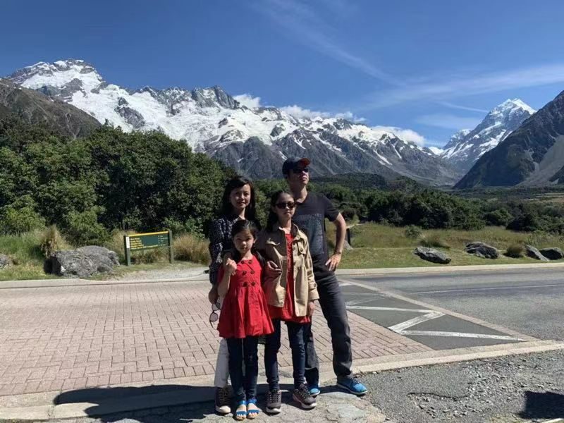 Tours4Fun Founder Kevin Du and Family in New Zealand