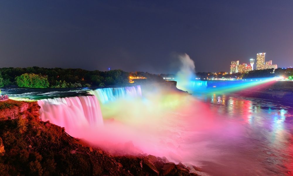 Niagara Falls in Winter: A Breathtaking Spectacle