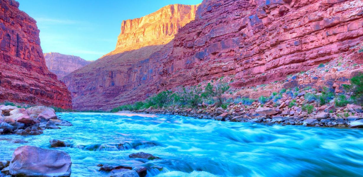2023 The latest Travel guide and tips for Grand Canyon.