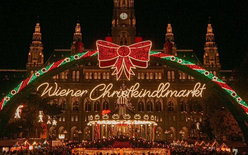 Wiener Christkindlmarkt on the Rathausplatz
